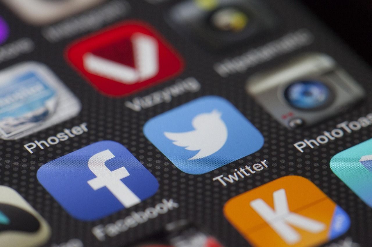 entdecken sie die neuesten trends und tipps rund um social media. erfahren sie, wie sie ihre reichweite erhöhen, erfolgreich posten und ihre online-präsenz stärken können.
